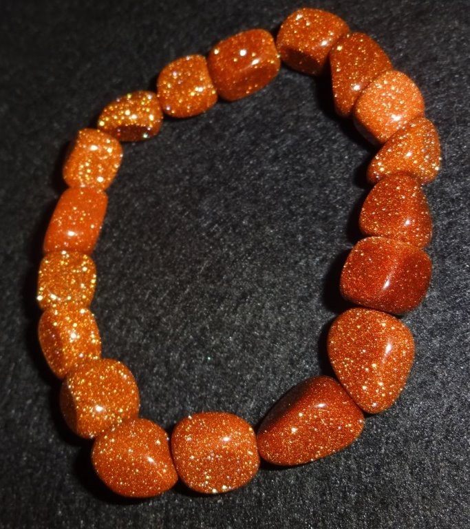 Rot Goldstone Stretch Armband Natürlicher Getrommelter Edelstein, 18 cm Rot Goldstone Stretch Armband Natürlicher Getrommelter Edelstein, 18 cm von EarthsRocks