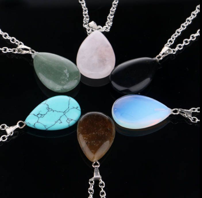 Chakra Punkt Heilung Wassertropfen Halskette von EarthyEssenceJewelry