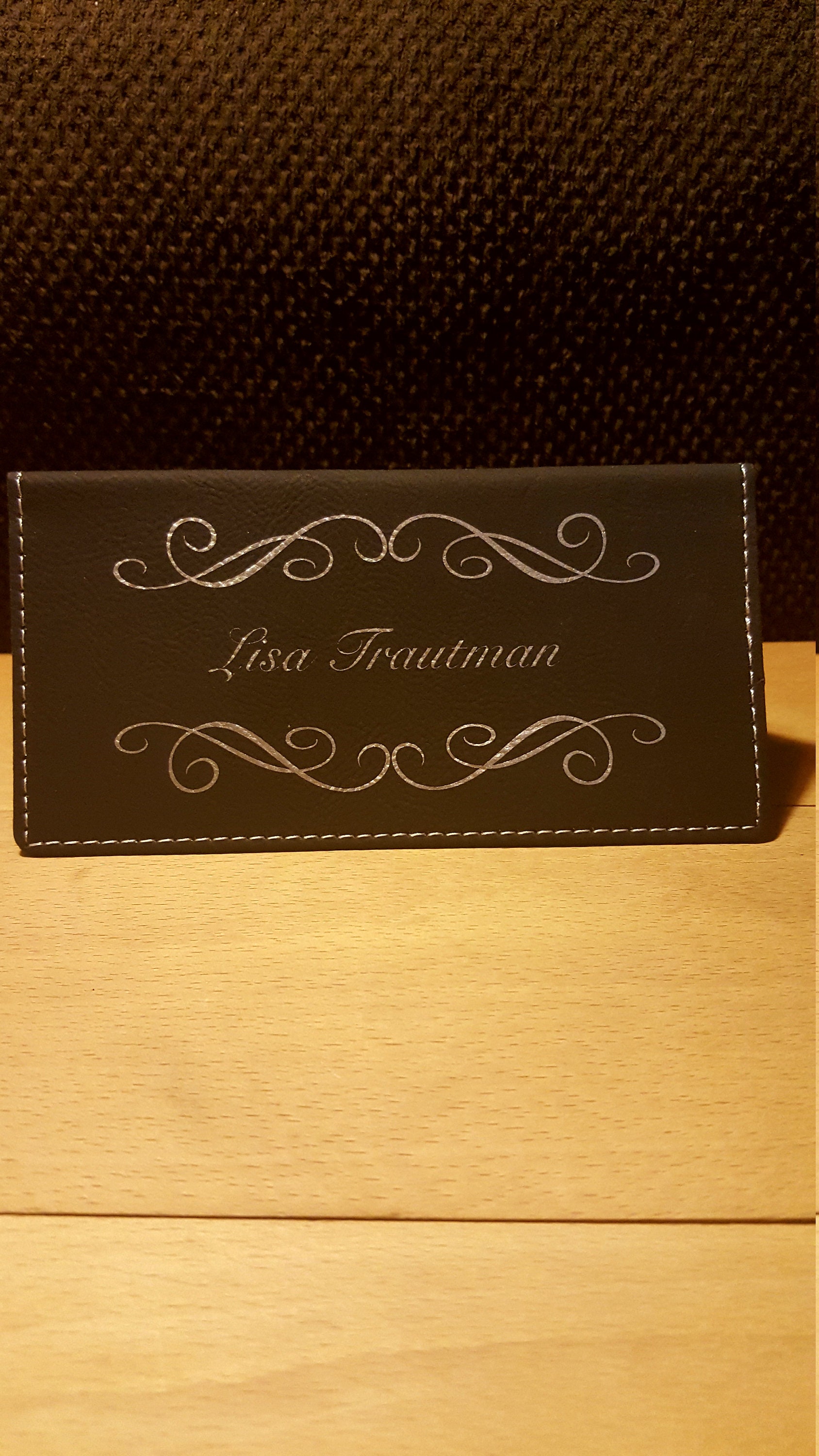 Personalisierte Scheckbuchhülle Aus Leder/Scheckbuchtasche Mit Monogramm Bankzubehör Bürobedarf Angepasst Finanzen Personalisierte Scheckbuchhülle Aus Leder/Scheckbuchtasche Mit Monogramm Bankzubehör Bürobedarf Angepasst Finanzen von EastCoastSignsllc