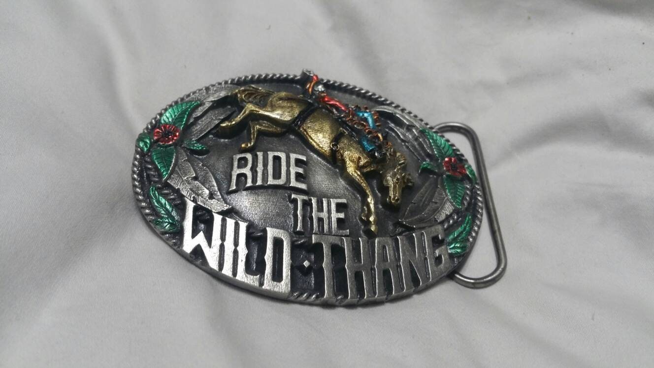 Bergamont , Pewter, "Ride The Wild Thang" Bucking Bronco, Rodeo Gürtelschnalle, Vintage Mode Accessoire von EastIdahoCompany