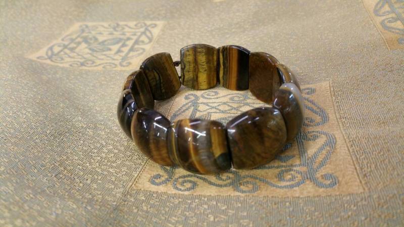 Brauner Polierter Stein Boho Style Dehnbares Armband Modeschmuck Mode Accessoire von EastIdahoCompany