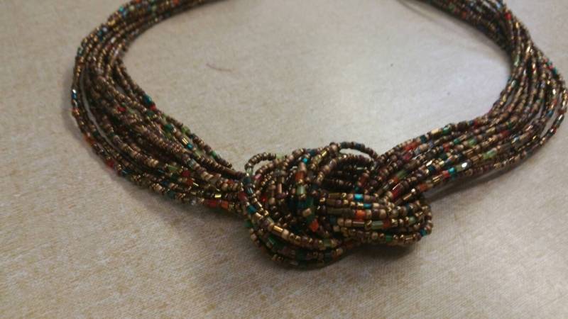 Bronze Und Regenbogen, Multi Strang Geknotet Strang, 19-Zoll-Halskette, Modeschmuck, Mode-Accessoire von EastIdahoCompany