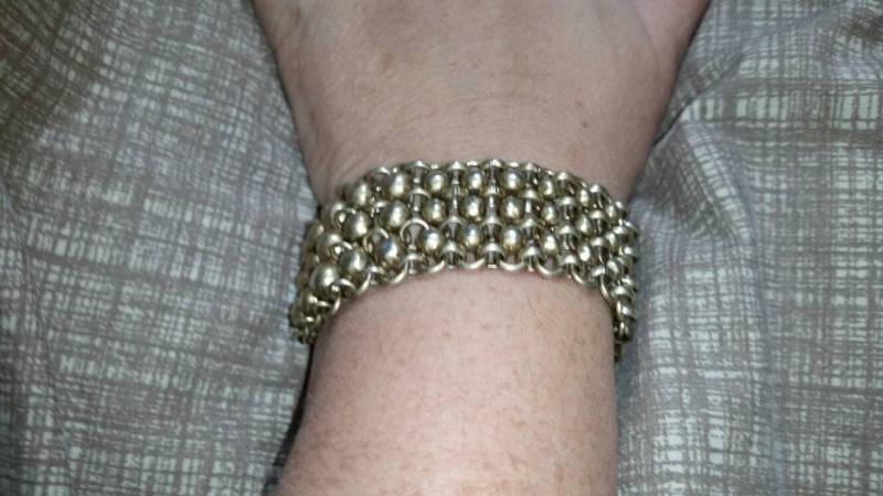 Kenneth Cole Gold Toned Kabel Perlen Armband Modeschmuck Mode Accessoire von EastIdahoCompany