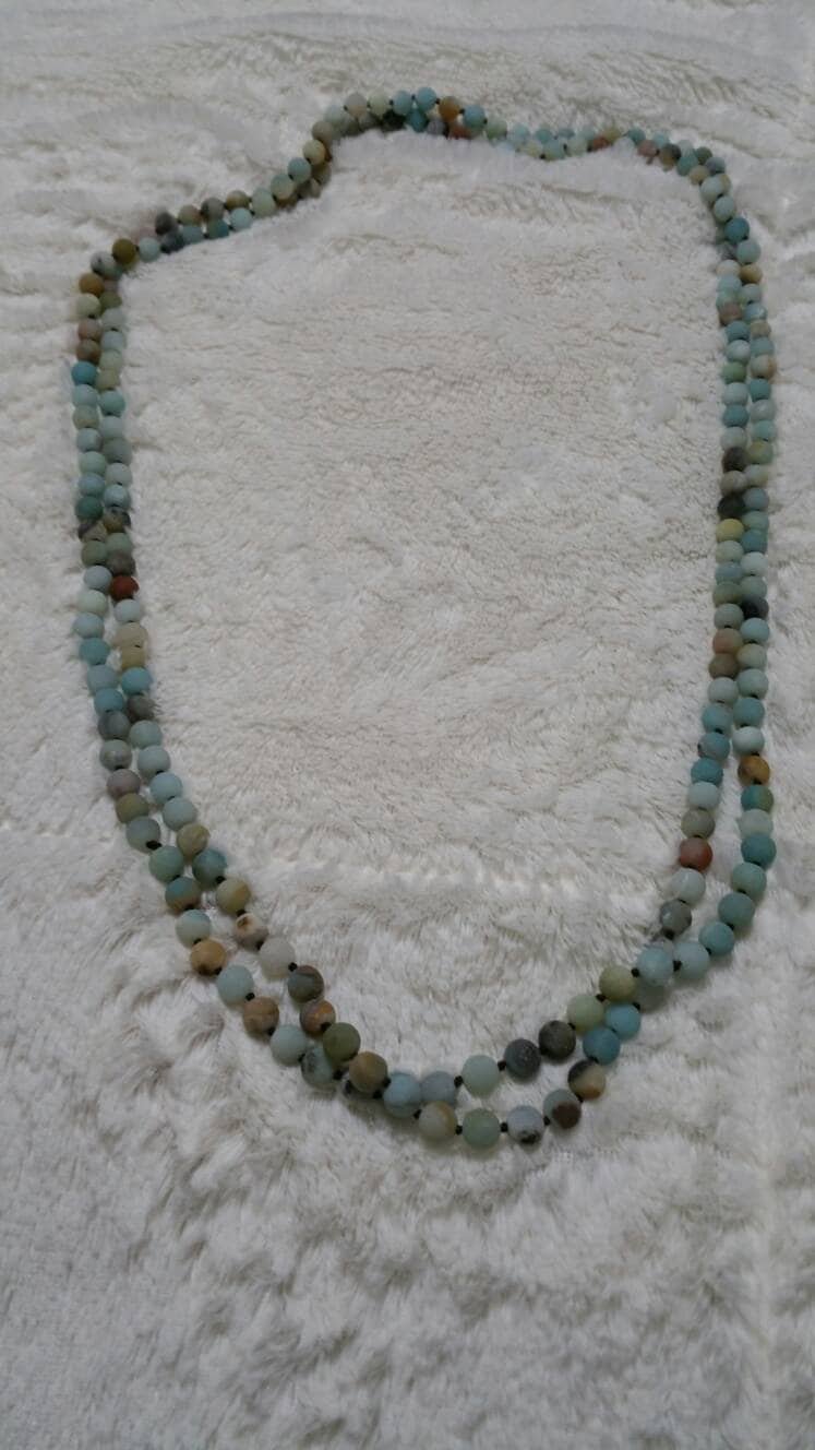 Metallfreie Kühle Farben Gefrostete Kleine Glasperle 80-Zoll-Halskette Flapper-Art-Kostüm-Schmucksachen Mode-Accessoire von EastIdahoCompany