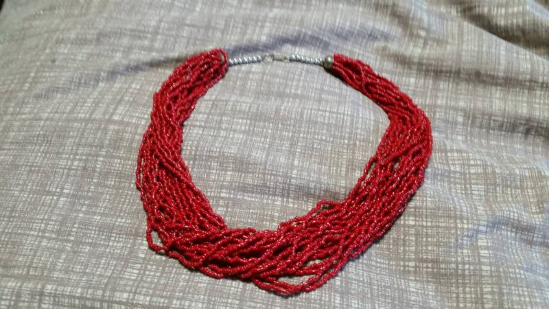 Sammlerstück Bling Coral Bright Red Perlen 18 Zoll Multi Strang Modeschmuck Modeaccessoire von EastIdahoCompany