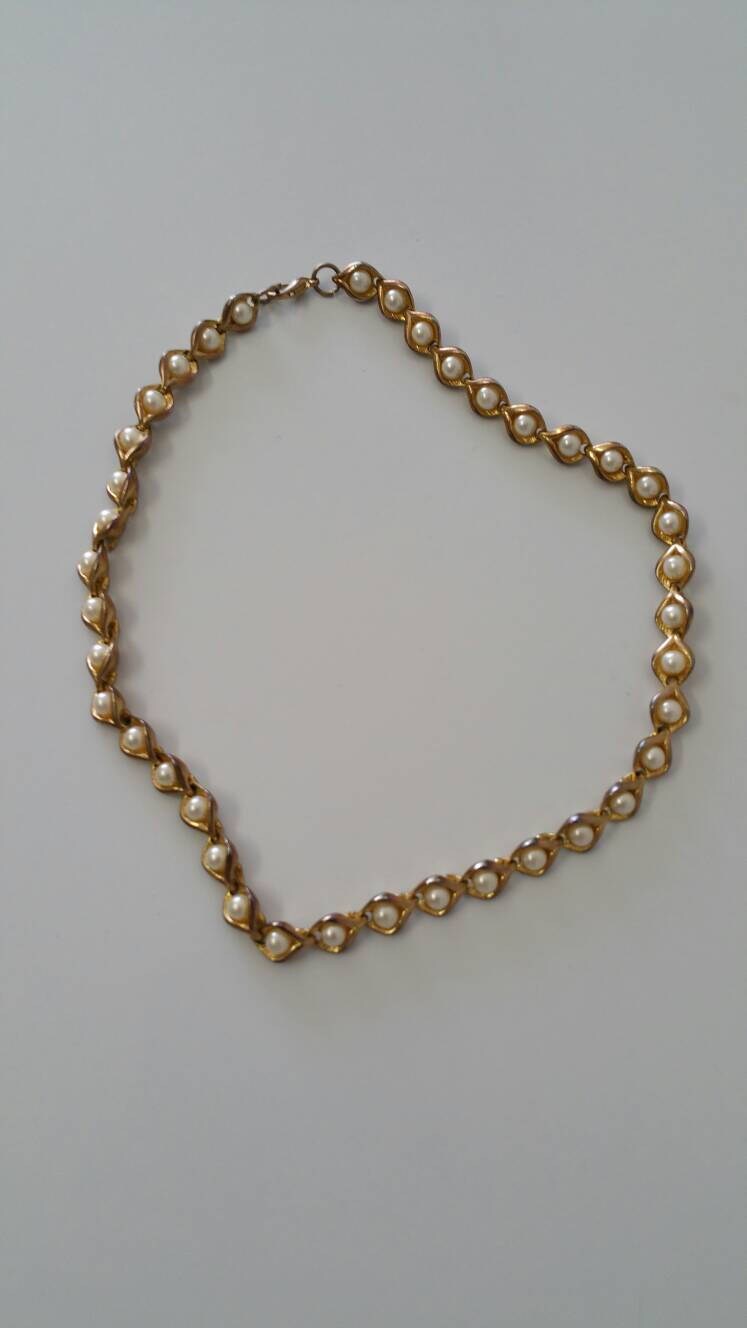 Sammlerstück Bling Gold Getönten Kette Und Faux Perle 18-Zoll-Halskette Modeschmuck Mode-Accessoire von EastIdahoCompany
