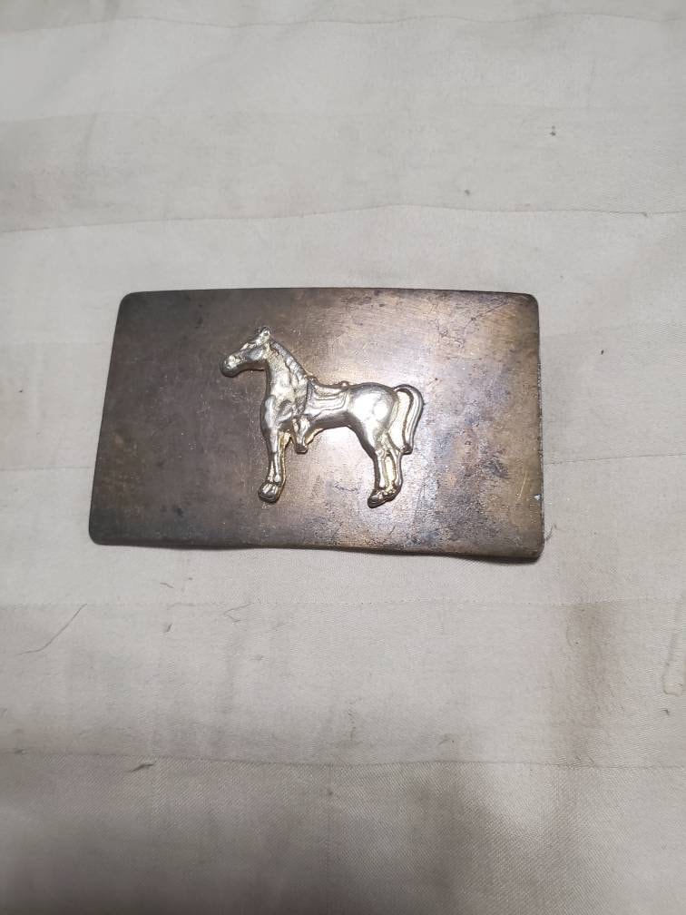Sammlerstück Messing Und Silberfarbene Messingschnalle Western Decor von EastIdahoCompany