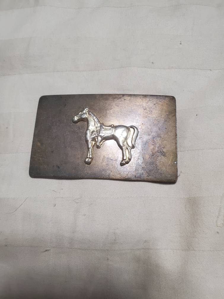 Sammlerstück Messing Und Silberfarbene Messingschnalle Western Decor von EastIdahoCompany