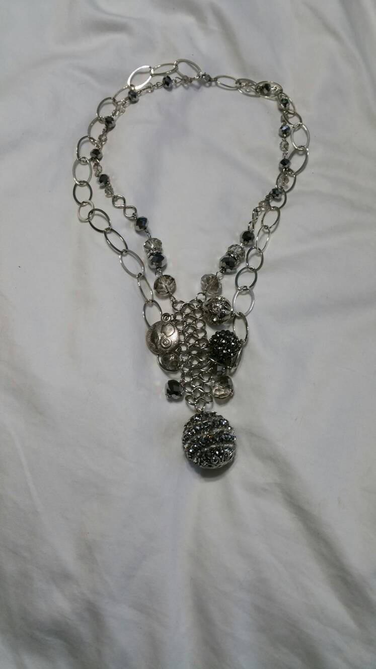 Silberfarbene, Doppelstrang-Reifenketten Und Strass-Perlen-Anhänger 22-Zoll-Halskette, Modeschmuck, Mode-Accessoire von EastIdahoCompany