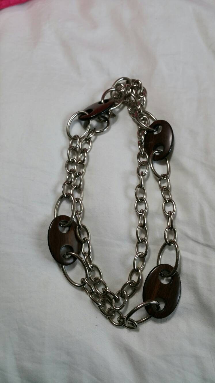 Unisex Schwere Silber Getönten Kette Einzelstrang Faux Holz Kunststoff Oval Perlen Halskette 40 Zoll Modeschmuck Mode Accessoire von EastIdahoCompany