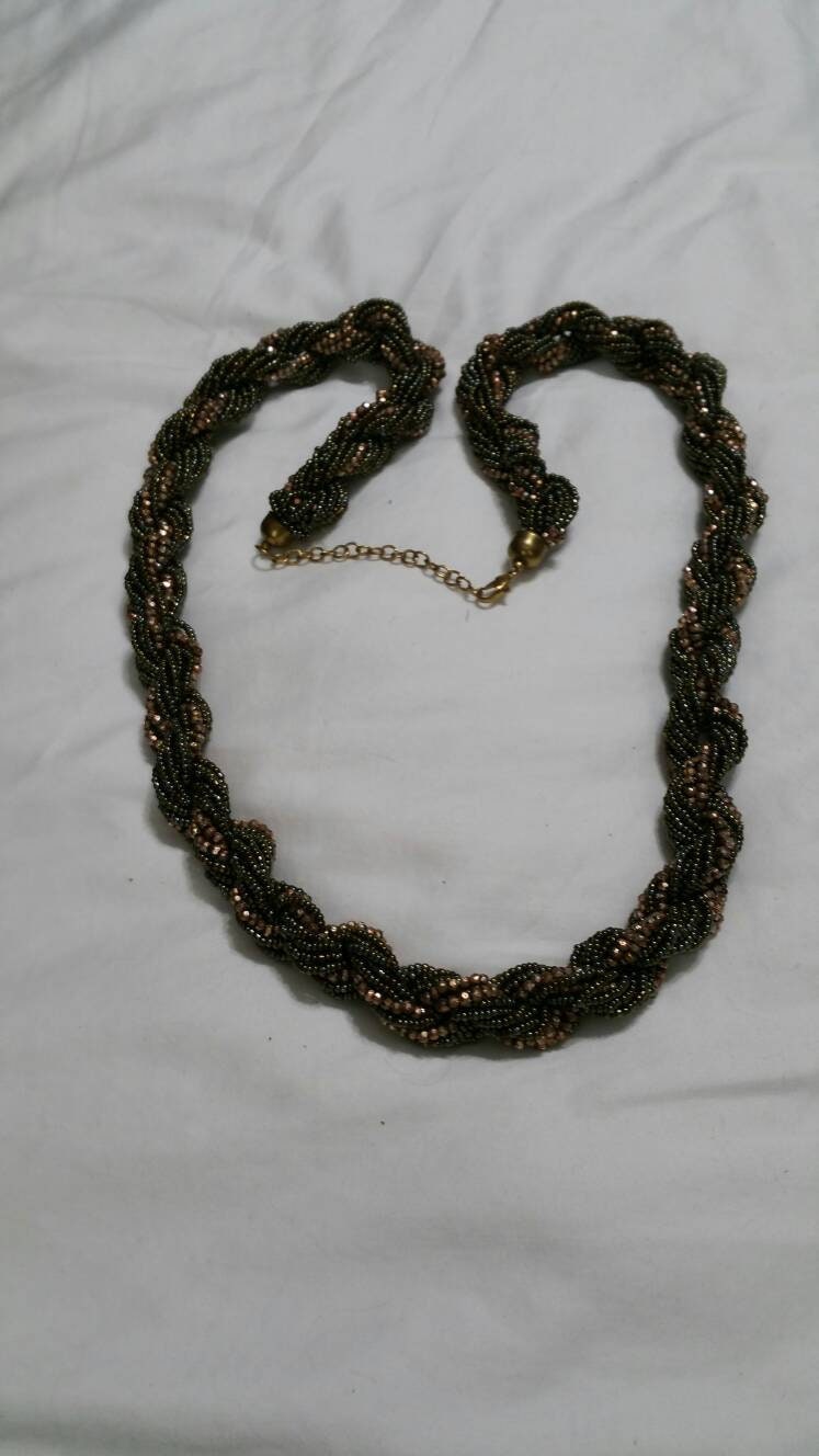 Verdrehte 36-Zoll-Kette, Messing Und Schwarz Regenbogen Metall Perlen Kette, Modeschmuck, Mode-Accessoire von EastIdahoCompany