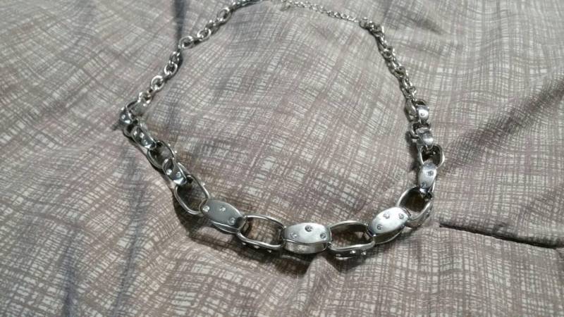 Weißes Haus Schwarzmarkt Sammler Bling Silber Getönten Hoop Und Strass 18-Zoll-Halskette Modeschmuck von EastIdahoCompany