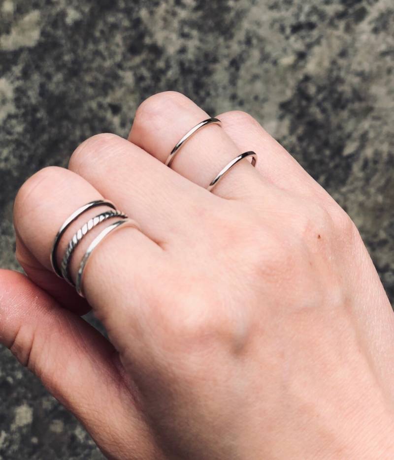 Sterling Silber Stapelring Dreifach Bandring Twist Ring Größe Einstellbar Von East Link Jewellery von EastLinkJewellery