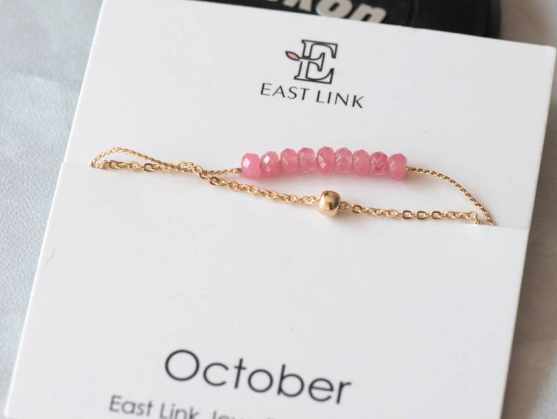 Zierliche Octomber Birthstine Armband 14 K Vergoldet Natursteine Perlen Geschichteten Geburtstagsgeschenk von EastLinkJewellery