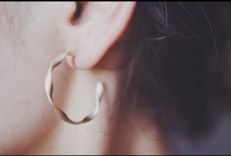 sterling Silber Gold/Versilbert Matte Veredelte Twist Kreis Ohrringe Von East Link Jewelry von EastLinkJewellery