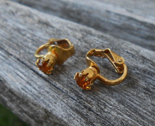 Topaz Ohrclips. Jahrgang 1980Er Jahre. Goldfarben. Mama, Geschenk Für Frauen, Einzigartige Ohrringe von EasyBlockStudio