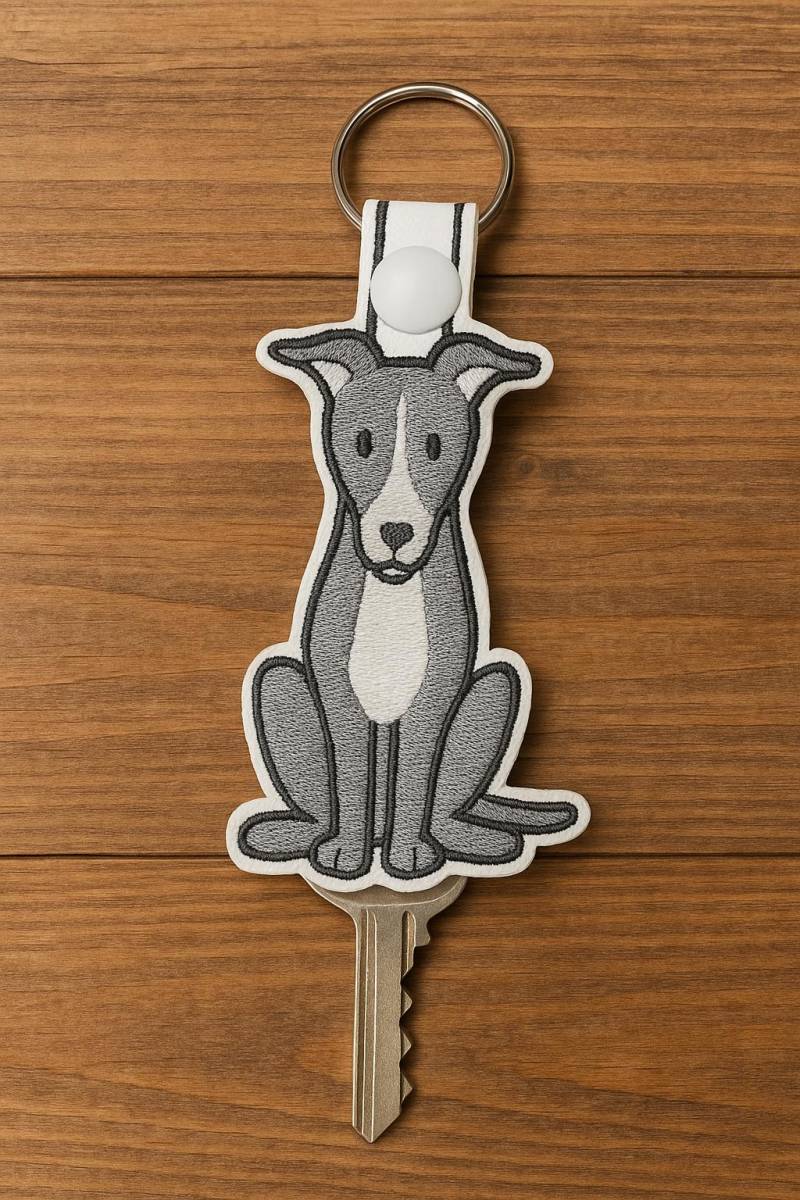 Gestickter Schlüsselanhänger Greyhound Gestickter Schlüsselanhänger Greyhound von EasystitchShop