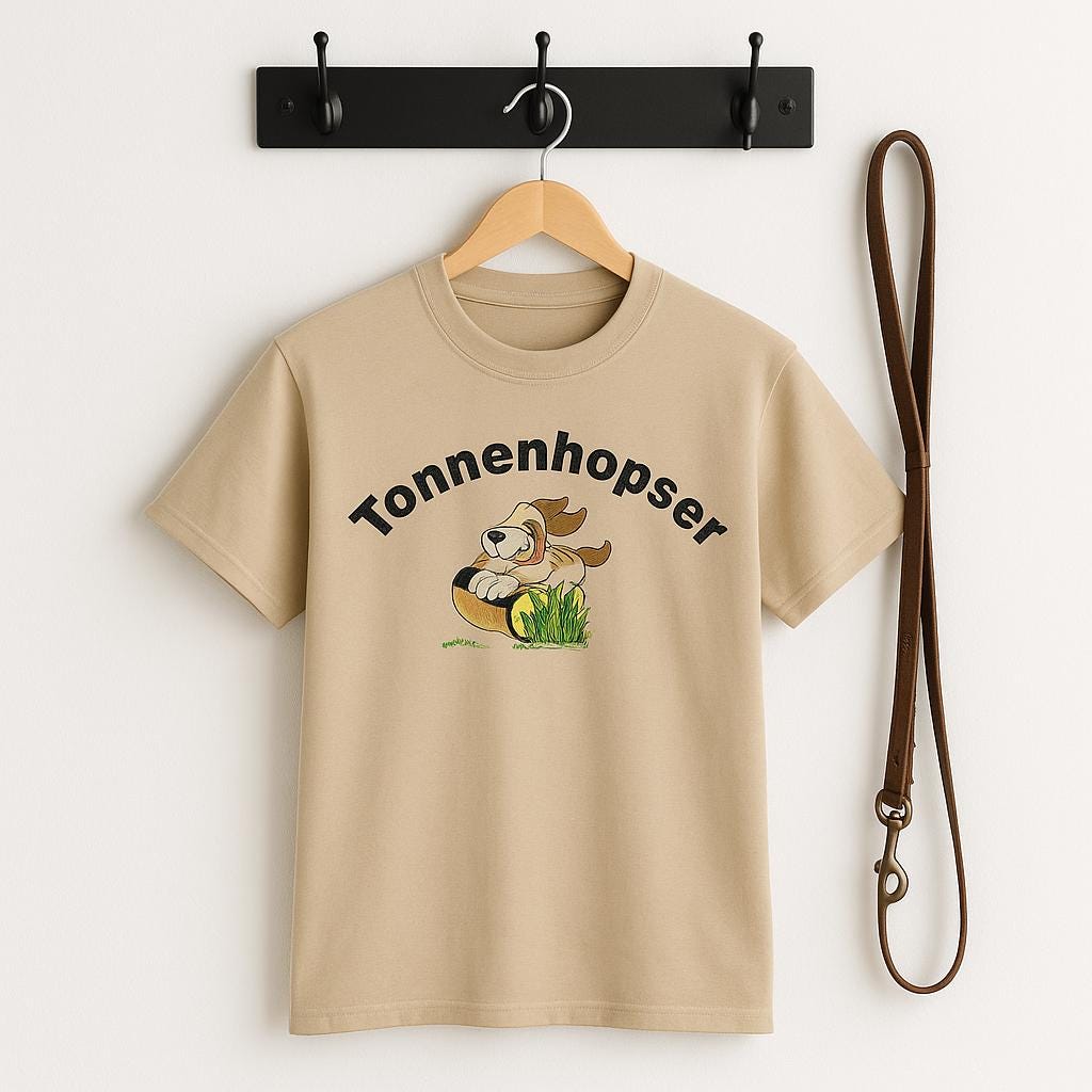 Besticktes T-Shirt Mit Hundemotiv „Tonnenhopser" - Originelles Geschenk Für Hundebesitzer & Hundeliebhaber Besticktes T-Shirt Mit Hundemotiv „Tonnenhopser" - Originelles Geschenk Für Hundebesitzer & Hundeliebhaber von EasystitchShop