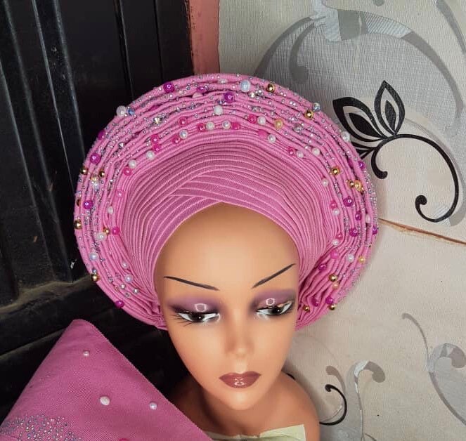 Baby Pink Lovely African Party Owambe Auto Gele & Shoulder Schärpe Set von Ebblyboutique