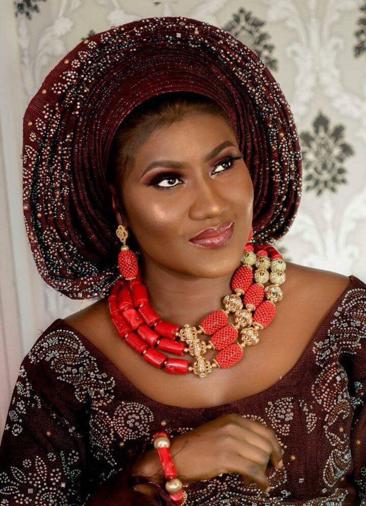 Hochwertige Braut Hochzeit Echte Meereskoralle Arbeit 3-Teiliges Halsschmuck-Set Halskette, Ohrringe Und Armreifen-Set von Ebblyboutique