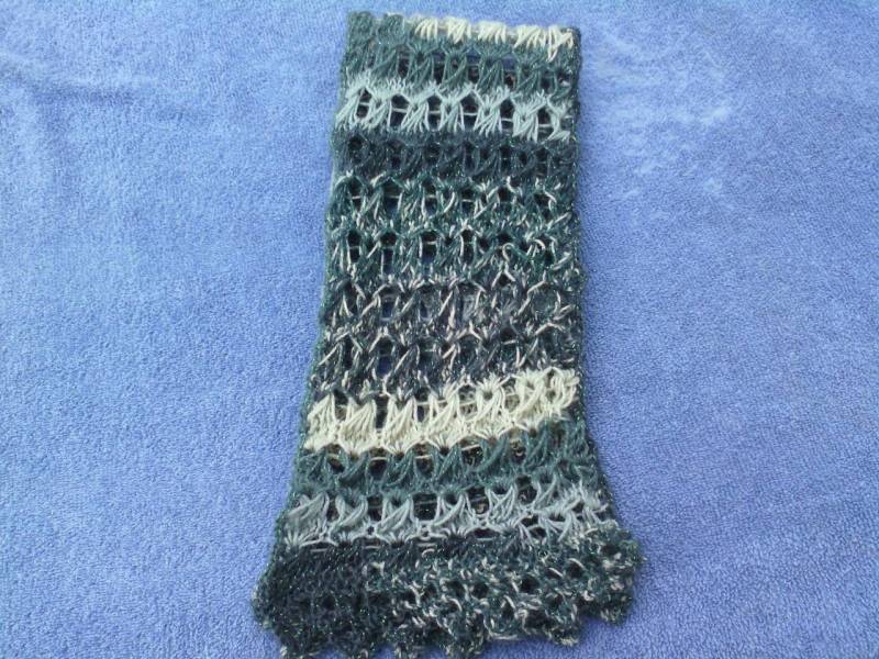 Medaillons Fashion Merino Schal Mit Gestrickter Kleeblatt Borte; Funkeln; Herbst; Frühling, Tolles Geschenk von EccentricHats