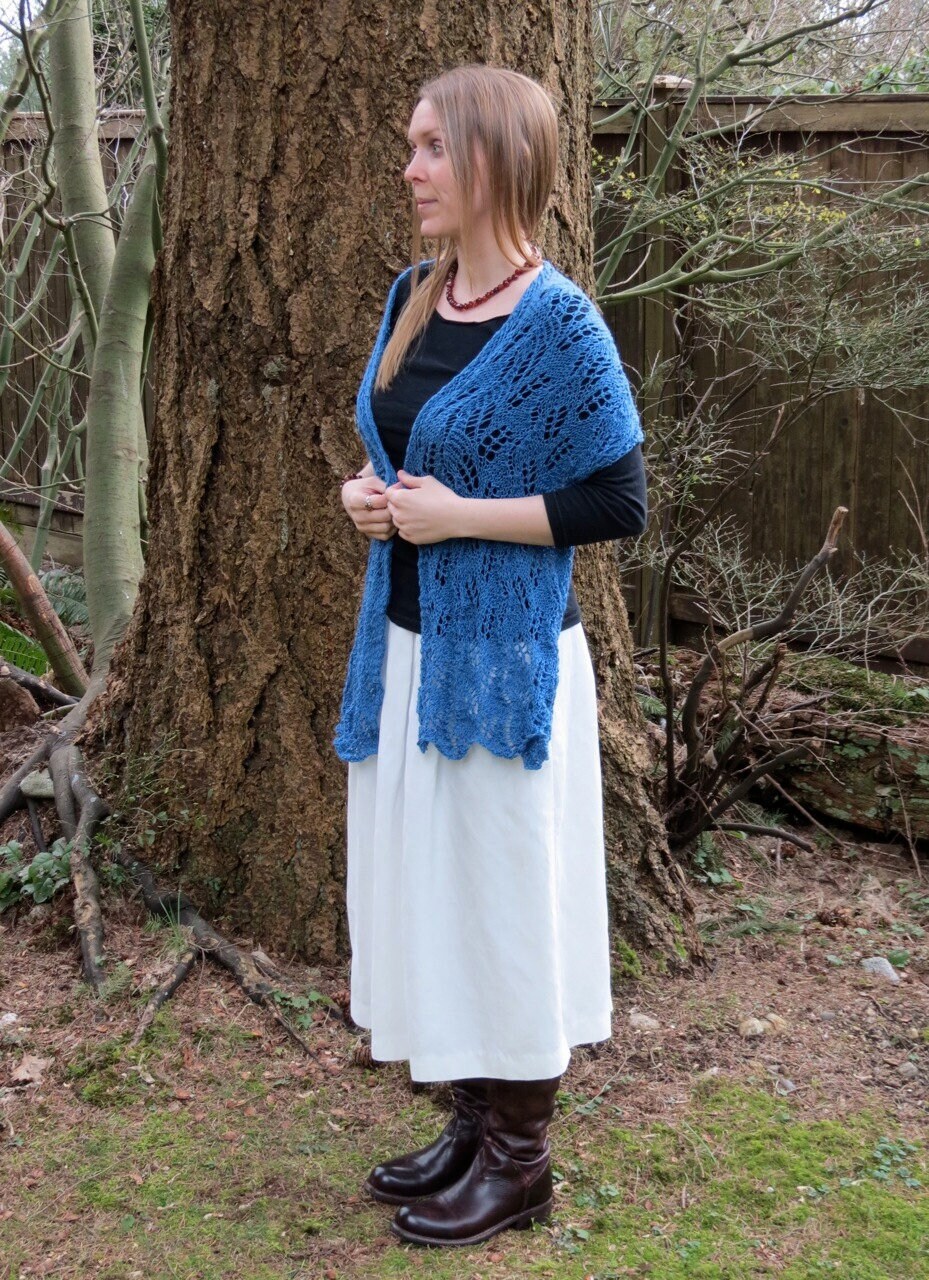 Kornblumenblaue Brautstola/Gestrickt von EccentricWool