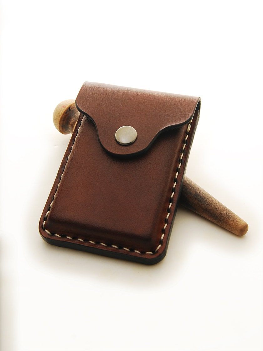 Handgefertigtes Leder Visitenkartenetui Mit Kreditkarten Fächern Handgefertigtes Leder Visitenkartenetui Mit Kreditkarten Fächern von EchoSixDesigns