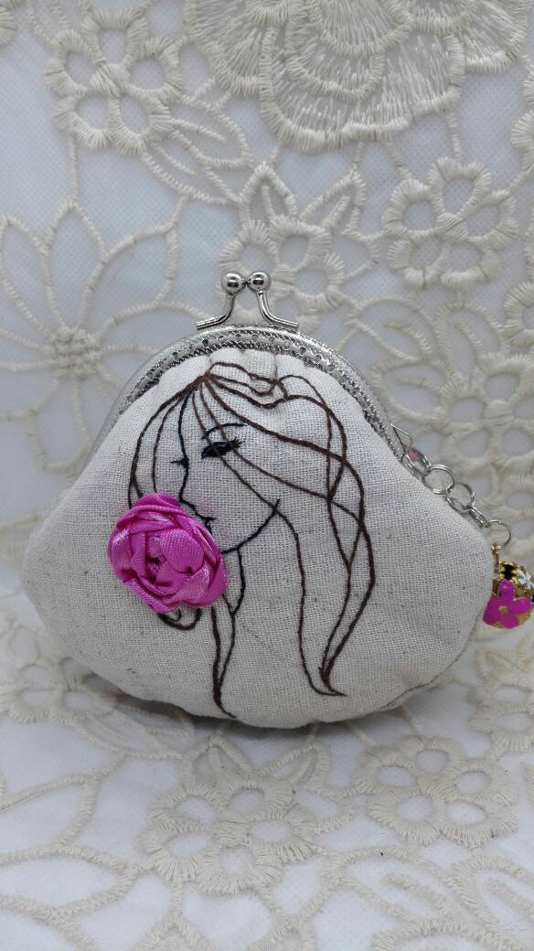 Lady Rose - Handgemachte Geldbörse Mit Band Stickerei von EclairSol