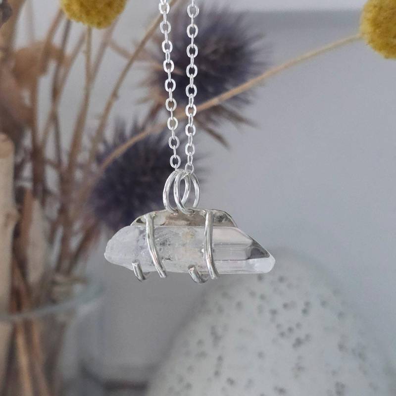 Zauberschöner Und Handgearbeiteter Bergkristall-Anhänger in 935Er Silber An Einer Kette Aus 925Er von EclecticSmithy