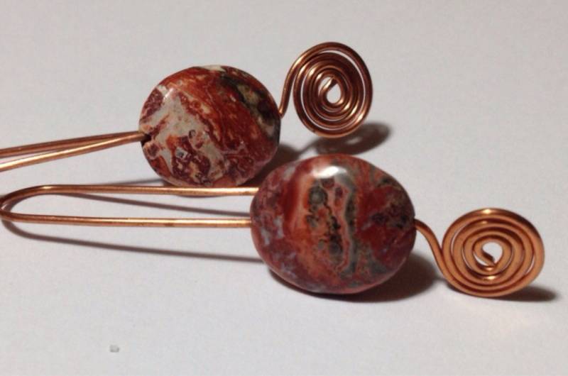 Leoparden Jaspis & Kupfer Ohrringe Ziegelrot Schwarz, Und Kohle Handmade von EclecticallyCrafted