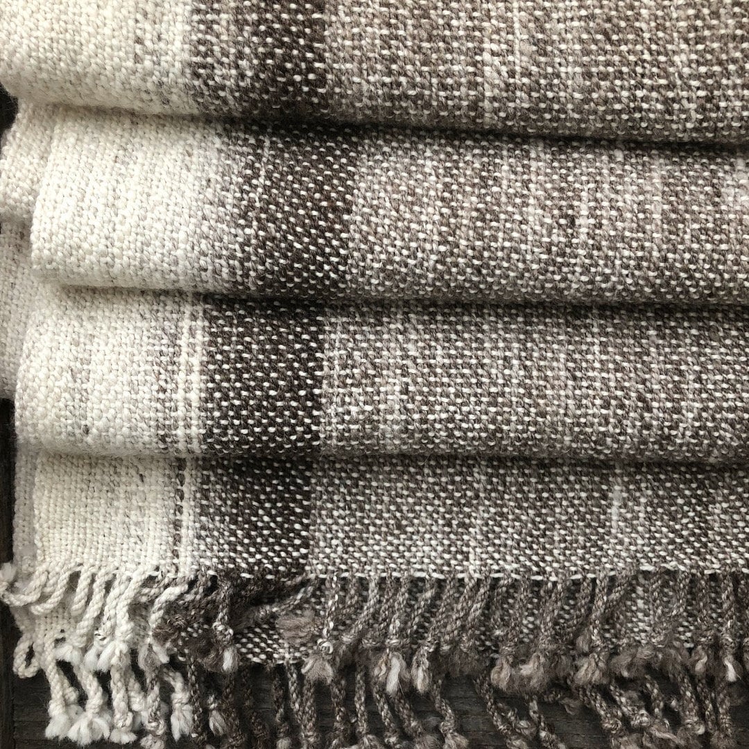 Handgewebter Alpaka-Wollschal - 182x40cm Handgesponnenes Beige-Braun-Off-White Breit Und Lang Handgewebter Alpaka-Wollschal - 182x40cm Handgesponnenes Beige-Braun-Off-White Breit Und Lang von EcoFriendlyFiber
