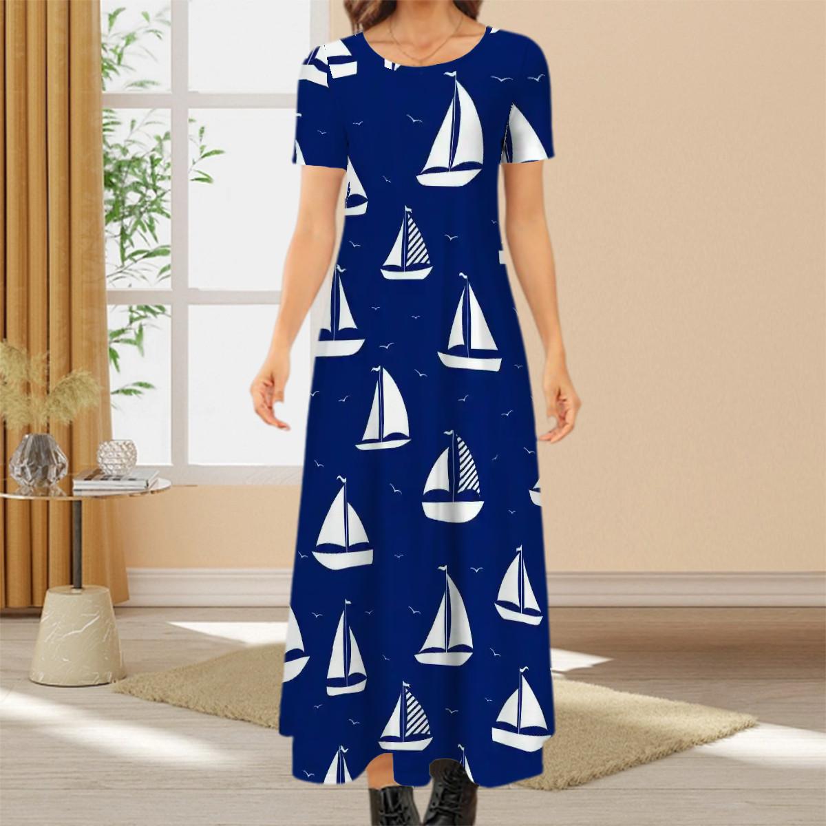 Maritimes Segelboot Maxikleid Retro Beach Party Plus Size von EcoKarmaStyles