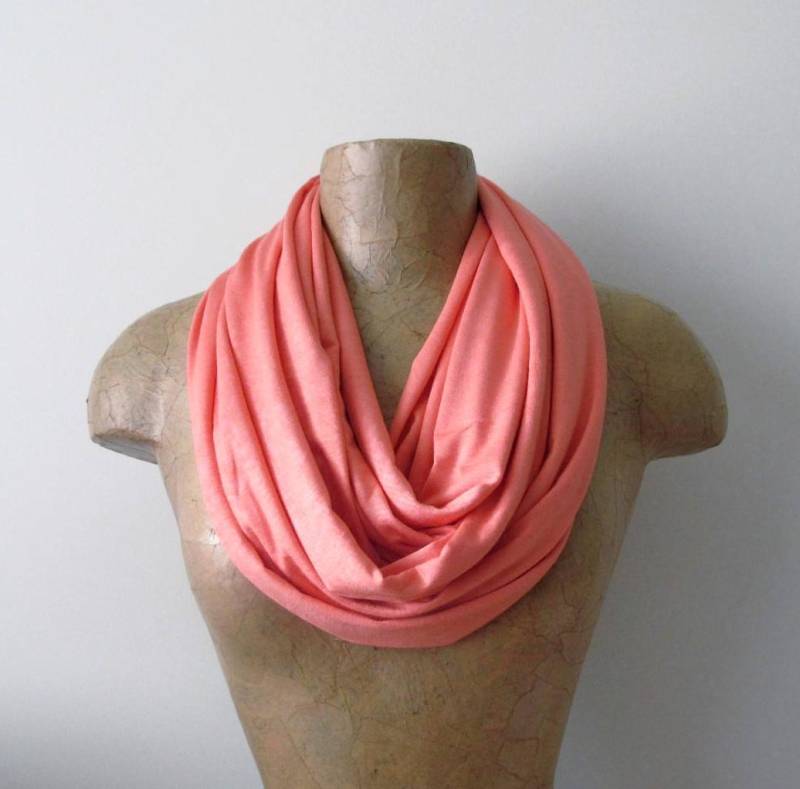 Coral Infinity Schal - Leichter Jersey Strick Loop-Schal von EcoShag