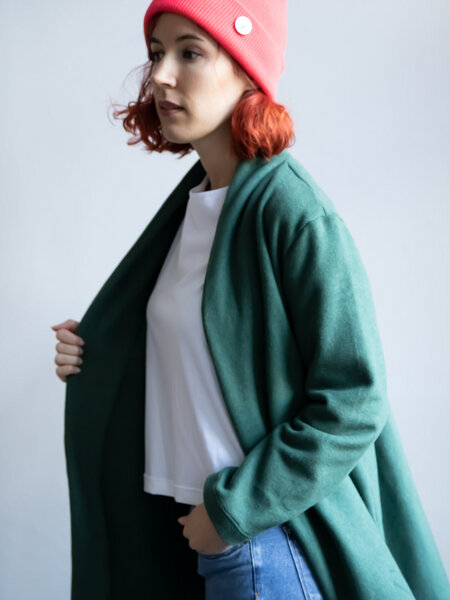 Ecostories Cardigan Wiesenzauber aus 100% Biobaumwollfleece von Ecostories