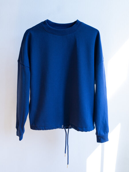 Ecostories Oversize Sweatshirt Shades of blue von Ecostories