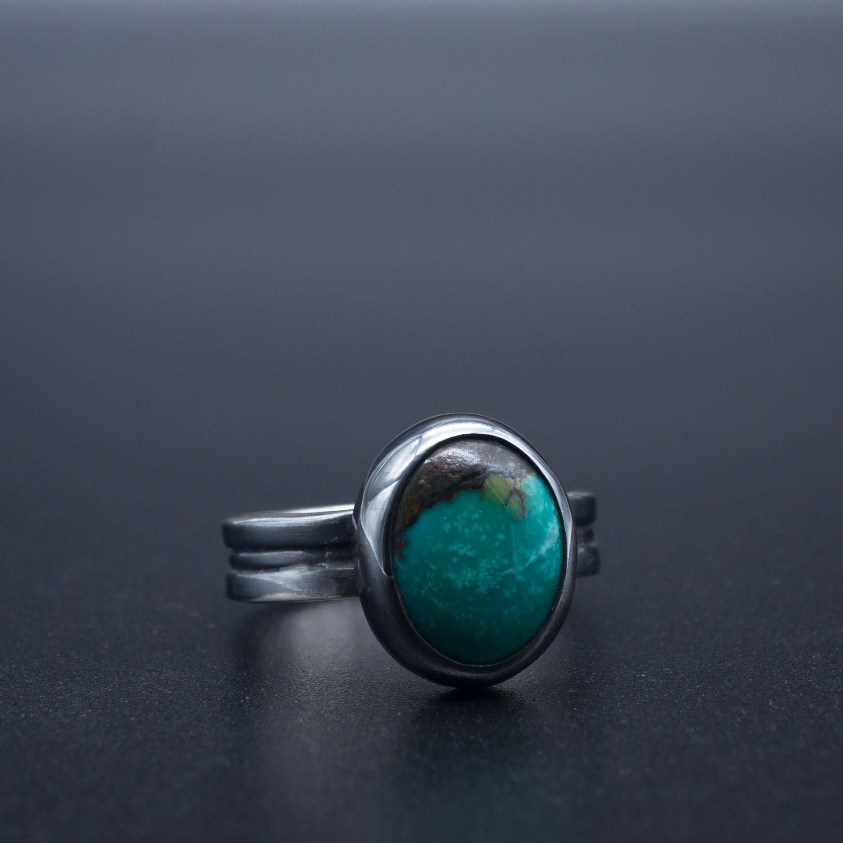 Mitgefühl Ring | Minimalist Natürliche Türkis in .999 ~ .925 Silber Mit Natürlicher Patina Größe 5 Handgefertigt Oregon, Usa Mitgefühl Ring | Minimalist Natürliche Türkis in .999 ~ .925 Silber Mit Natürlicher Patina Größe 5 Handgefertigt Oregon, Usa von EcotoneJewelers