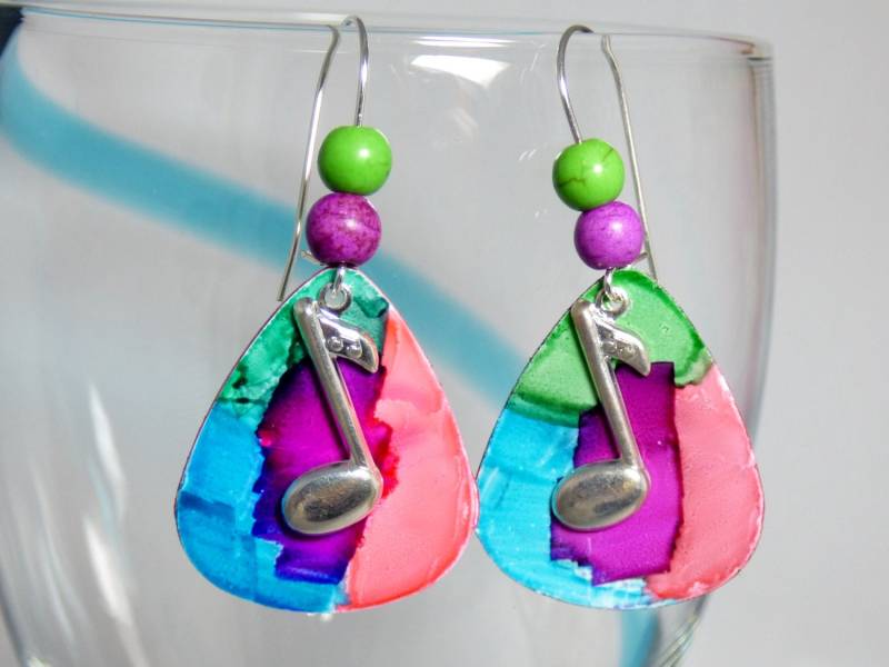 Benutzerdefinierte Plektrum Ohrringe Mit Bunten Perlen Und Musik Note Charms - Perfekt Für Musikliebhaber Tolle Musik-Geschenk-Idee von EdFuchsMusicGifts