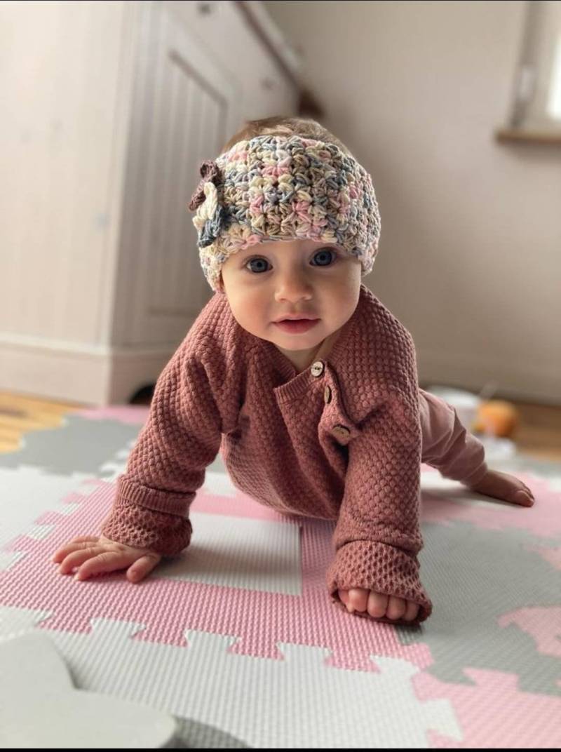 Reduziertbaby Stirnbänder Aus 100% Baumwolle Gehäkelt Mit Kleinen Schleifchenalter Ca 0 Bis 4 Monateauch Gerne Nach Wunschmaß Reduziertbaby Stirnbänder Aus 100% Baumwolle Gehäkelt Mit Kleinen Schleifchenalter Ca 0 Bis 4 Monateauch Gerne Nach Wunschmaß von EddaDaphne