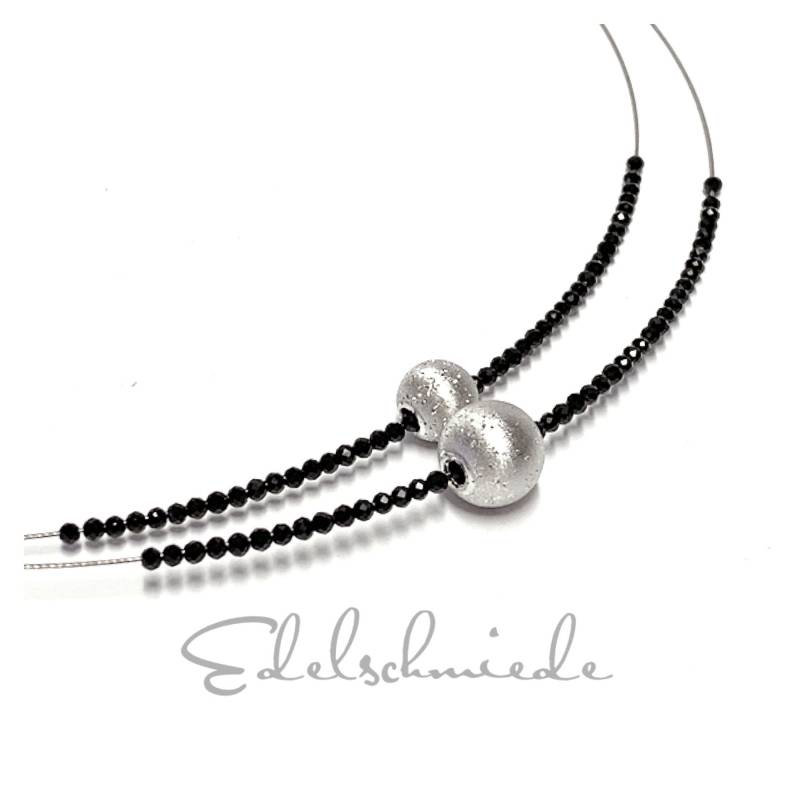 2Reihiges Collier Stahlseil Mit Silberkugeln Diamantiert Und Schwarzem Onyx 42 cm von EdelSchmiede925