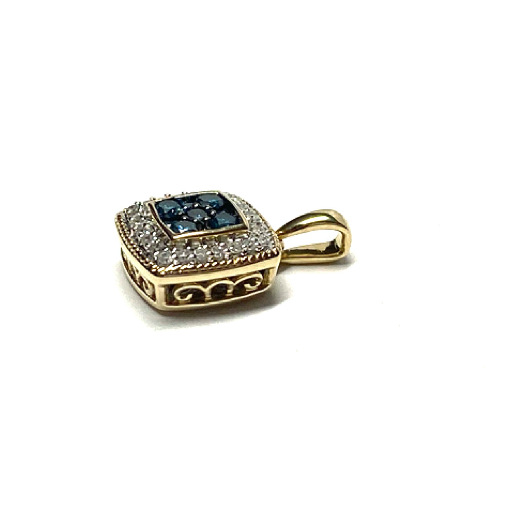 Anhänger 585 Gold Diamanten 0, 25Ct P2/W Blau Weiß Quadratisch Kettenanhänger Anhänger 585 Gold Diamanten 0, 25Ct P2/W Blau Weiß Quadratisch Kettenanhänger von EdelSchmiede925