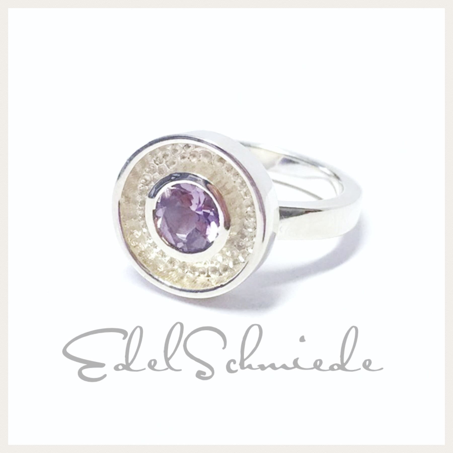 Damenring Mit Amethyst, Rund, 925/ - #56 Damenring Mit Amethyst, Rund, 925/ - #56 von EdelSchmiede925