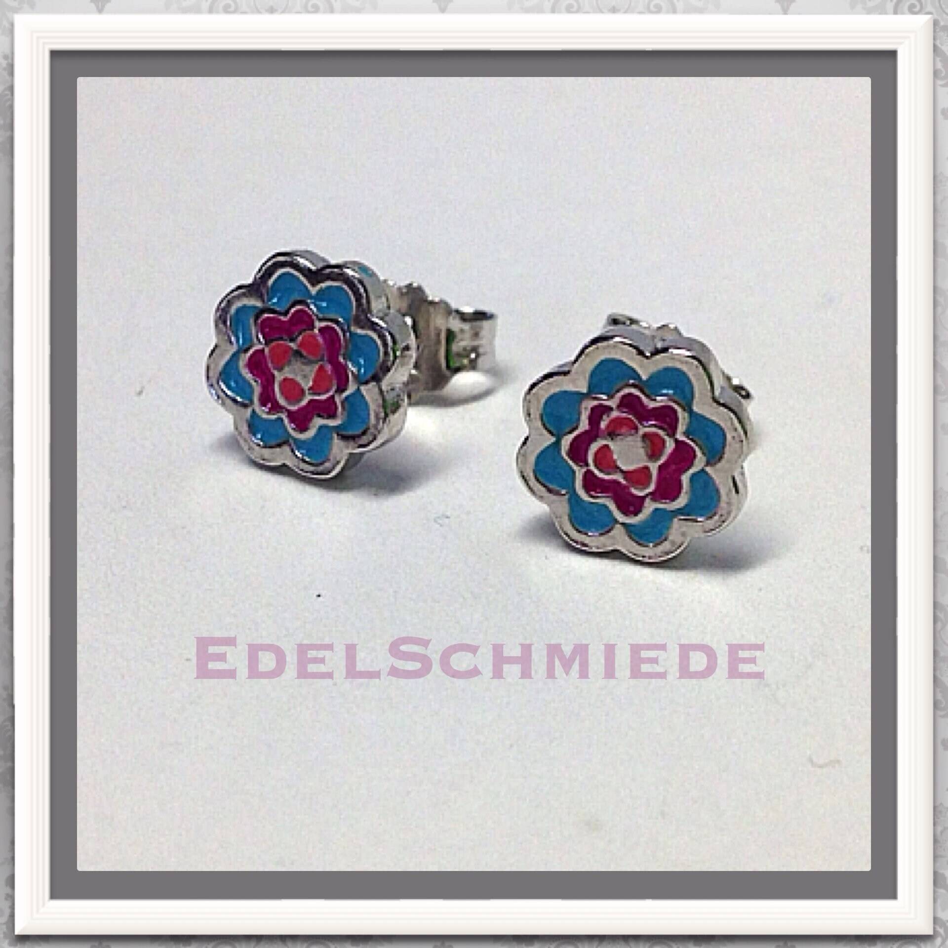 Kleine Blumen Blau Als Ohrstecker in 925 Silber Kleine Blumen Blau Als Ohrstecker in 925 Silber von EdelSchmiede925