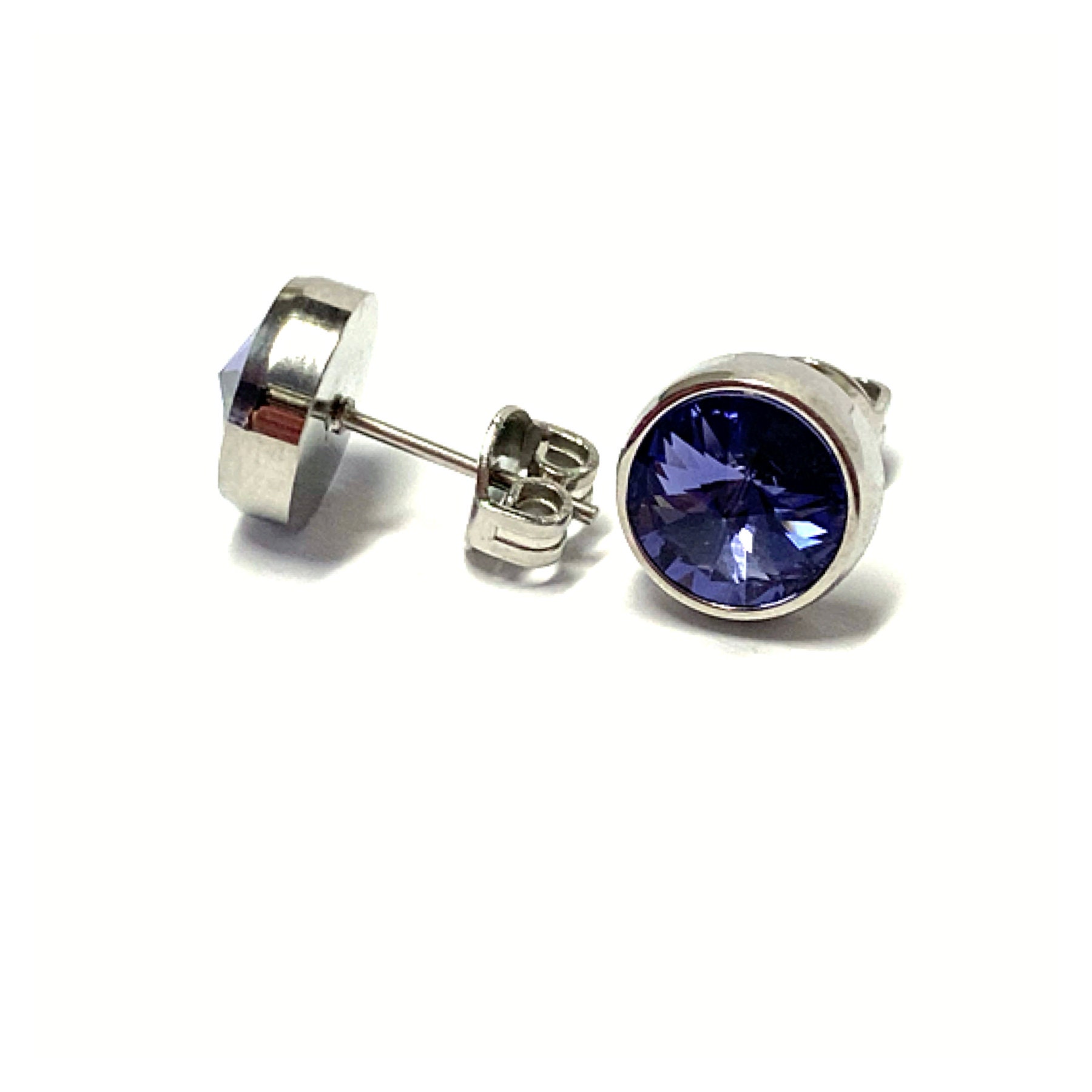 Ohrstecker Titan Swarovski Kristall Tanzanite 10mm Klassiker Rund Ohrstecker Titan Swarovski Kristall Tanzanite 10mm Klassiker Rund von EdelSchmiede925