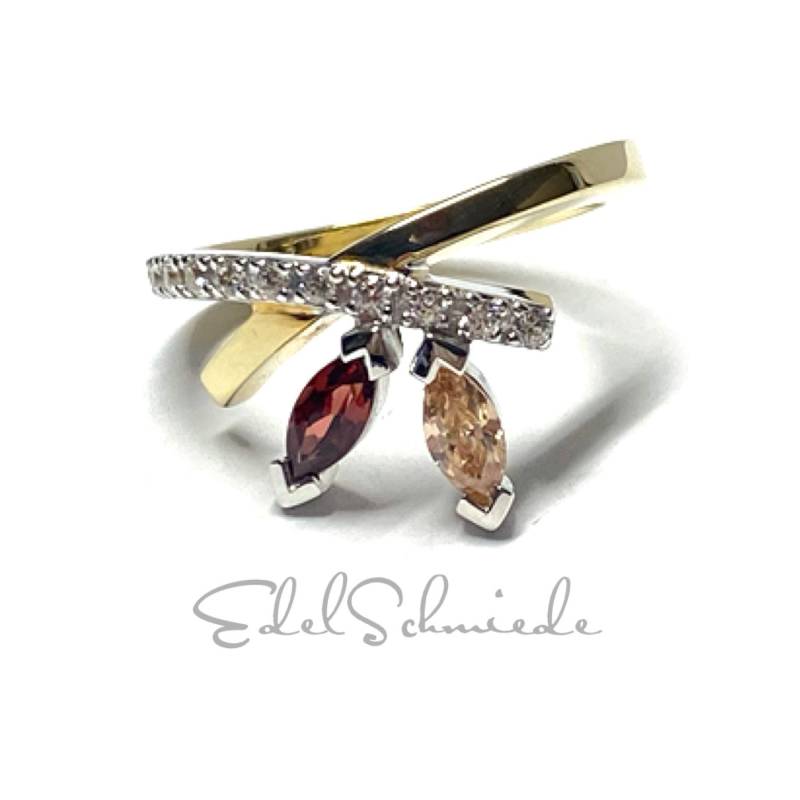 Ring Gold Damen 375/ - Gelbgold Granat + Zirkonia Weiß Champ. Navette Facettiert #54 von EdelSchmiede925