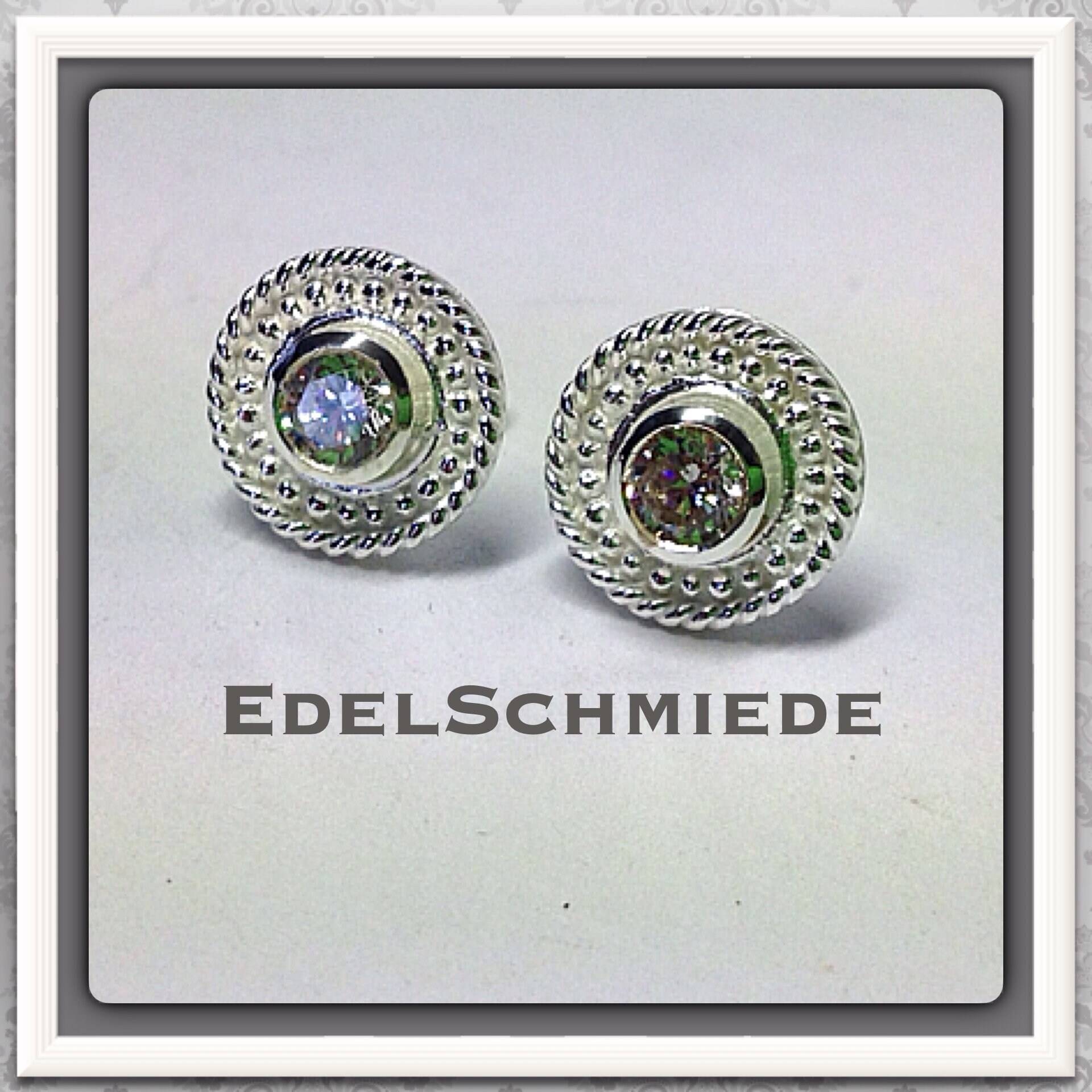 Silberohrstecker 925 Mit Eingefasstem Zirkonia Silberohrstecker 925 Mit Eingefasstem Zirkonia von EdelSchmiede925