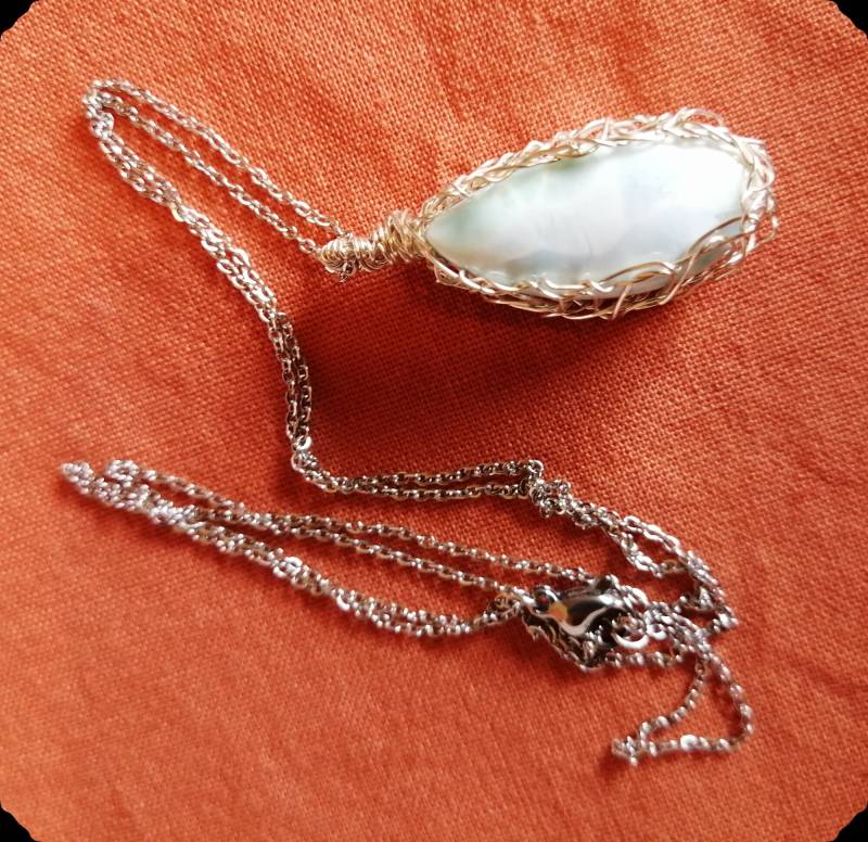 Larimar Diese Wunderschöne Larimarkette Gefällt Durch Das Strahlende Hellblau Dieses Edelsteines von EdelsteinRatte