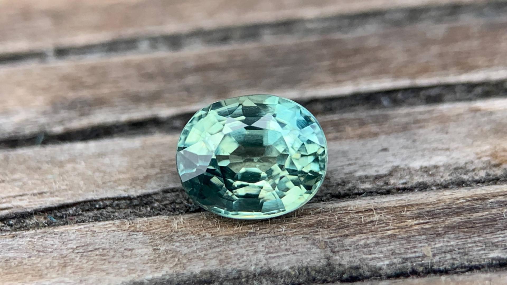 0.96Ct. Natürlicher Saphir Grün Blau | No Heat Natural Blue Green Sapphire Madagaskar Edelstein Gemstone Jewelry Gem # 1474 von EdelsteineErzgebirge