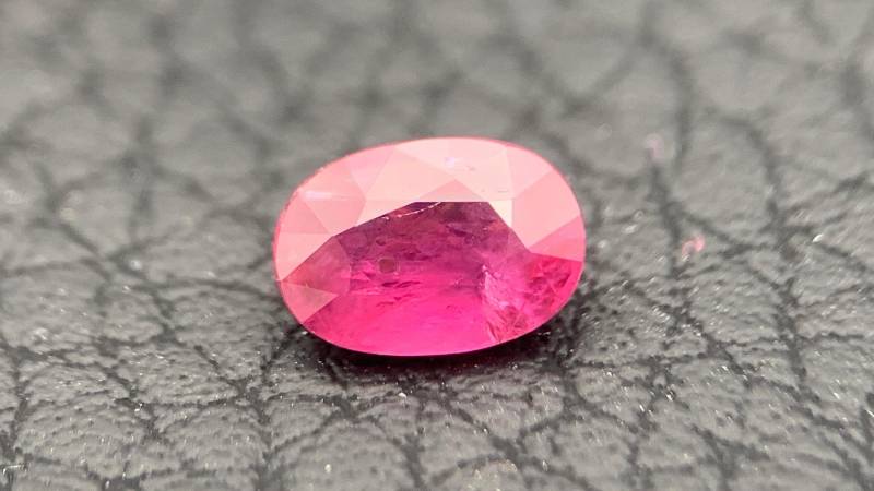 1.21Ct. Natural Ruby | Natürlicher Rubin Madagaskar 7.3x5 Edelstein Unbehandelt Gemstone Jewelry Gem Schmuck #1020 von EdelsteineErzgebirge