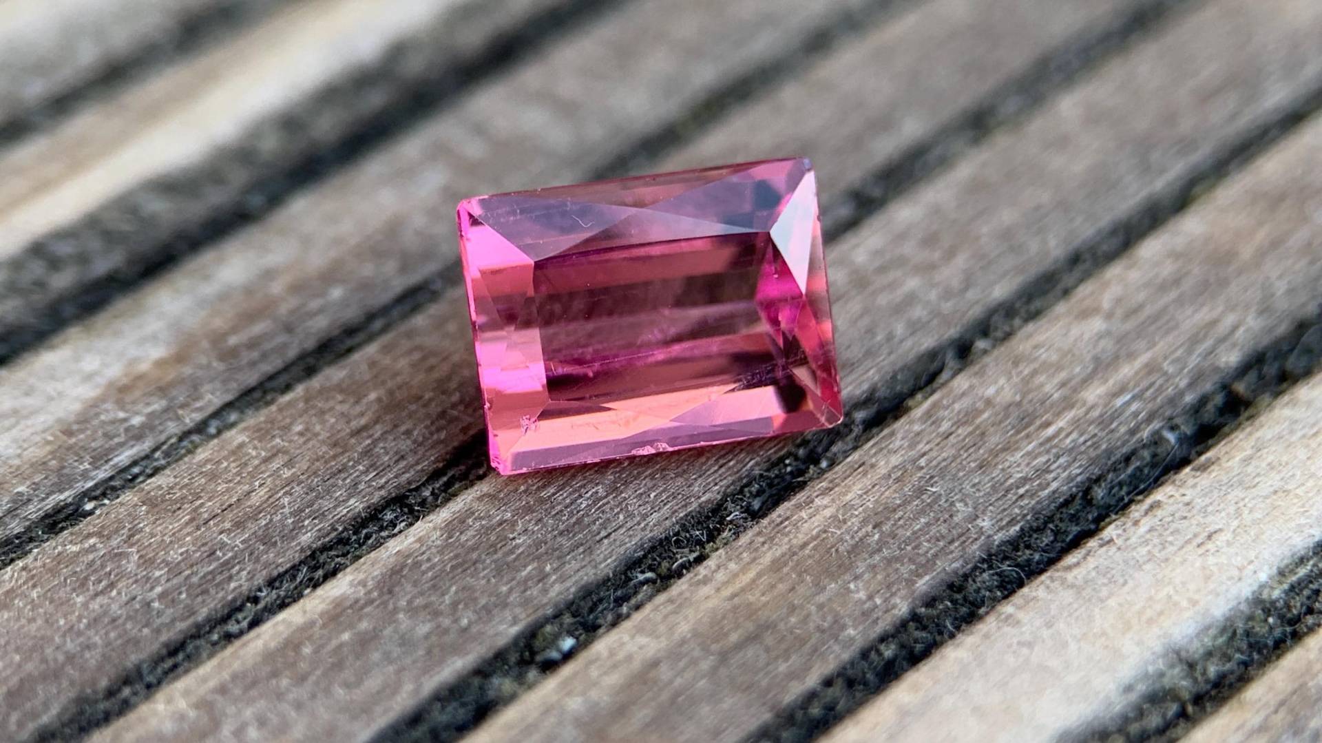 1.78Ct. Natürlicher Pinker Turmalin | Mosambik Natural Pink Tourmaline Gemstone Jewelry Schmuck Edelstein Gem #1354 von EdelsteineErzgebirge
