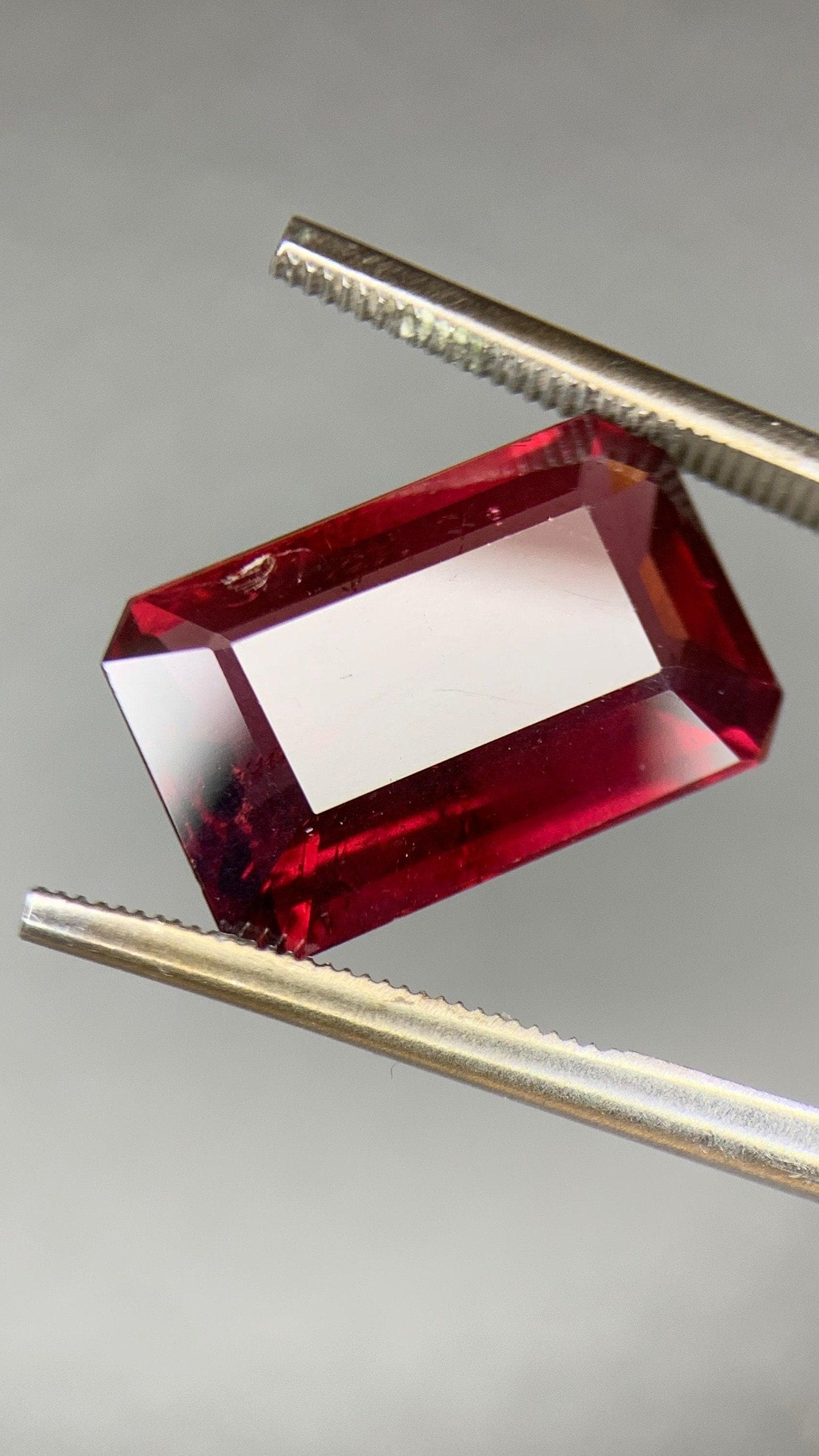 6.45Ct. Rhodolite Garnet | Natürlicher Rhodolith Granat 13.7x9.0 Mozambique Edelstein Jewelry Natural Gemstone #1079 von EdelsteineErzgebirge